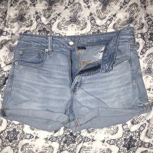 American Eagle Light Wash High Waisted Shorts